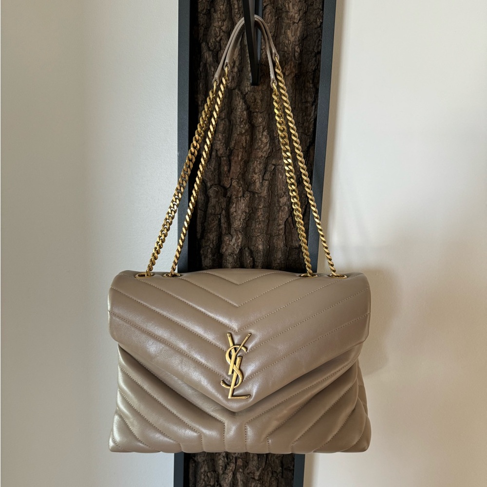 SAINT LAURENT 
Calfskin Quilted Monogram Medium Loulou Chain Satchel
